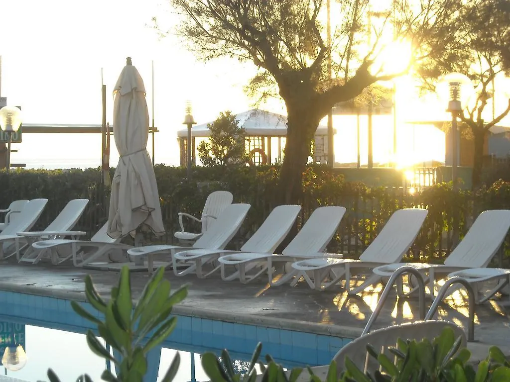 Hotel Residenza Giardino Беллария-Иджеа-Марина Апарт-отель